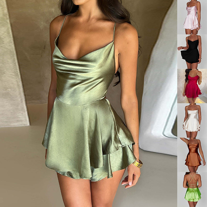 Robe Satinée Courte à Bretelles