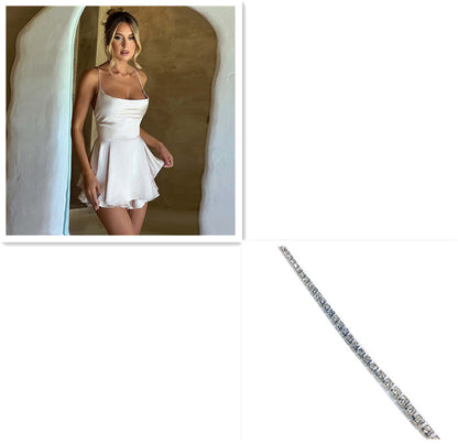 Robe Satinée Courte à Bretelles